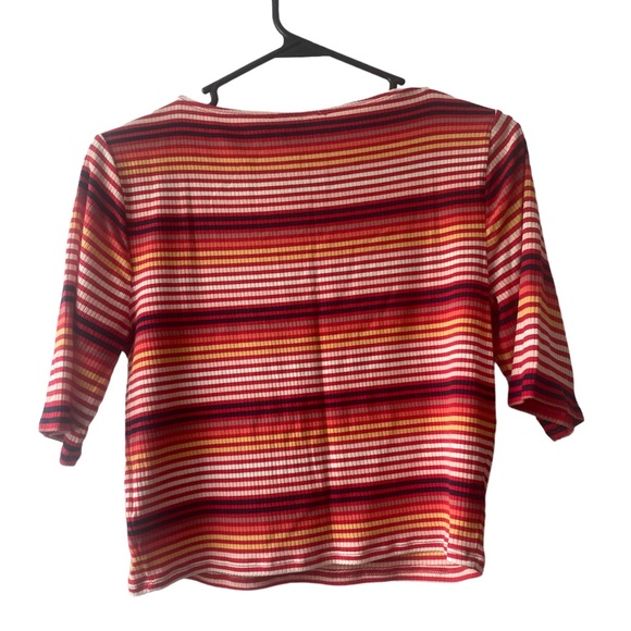 Express Top - Picture 2 of 6